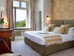 OLEVENE image - Chambre  - Suite Chateau-